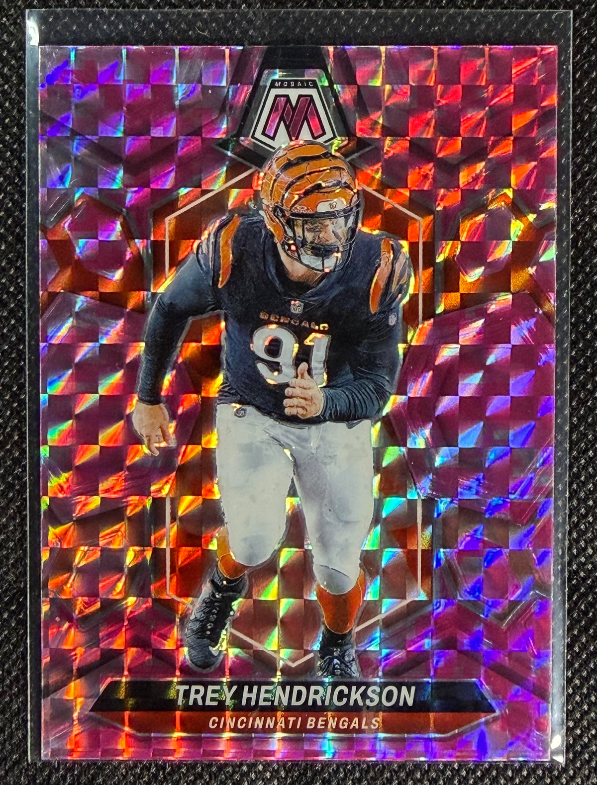 2024 Panini Mosaic #48 Trey Hendrickson Mosaic Camo Pink