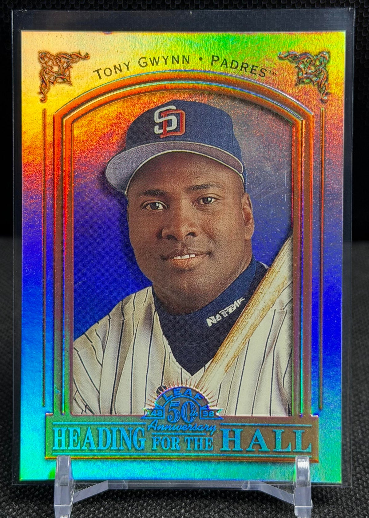 1998 Leaf #9 Tony Gwynn Heading for the Hall Samples